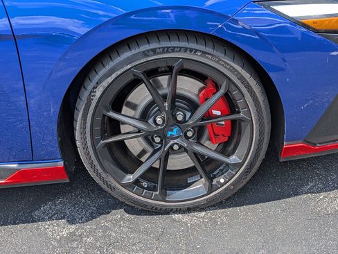 New 2026 Hyundai Elantra N FWD image 11