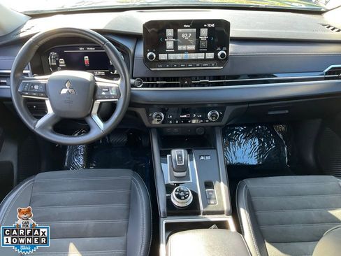 Used 2024 Mitsubishi Outlander SE image 40