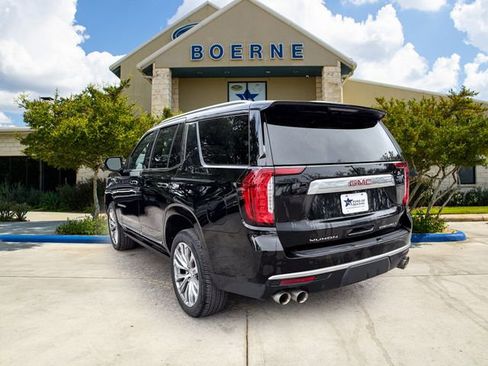 Used 2024 GMC Yukon Denali w/ Denali Reserve Package AWD/4WD image 3