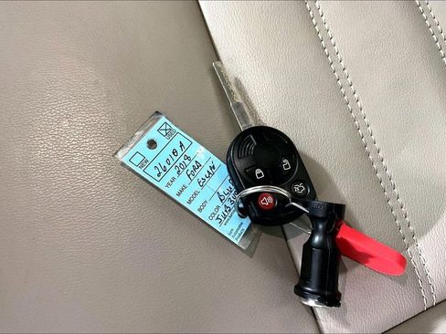 Used 2018 Ford Escape SEL image 10