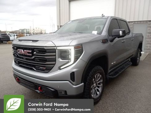 Used 2023 GMC Sierra 1500 AT4 image 7