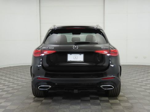 Certified 2025 Mercedes-Benz GLC 300 4MATIC image 6