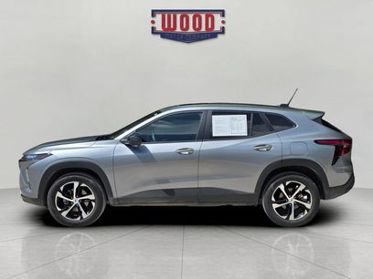 Used 2025 Chevrolet Trax RS w/ Sunroof Package