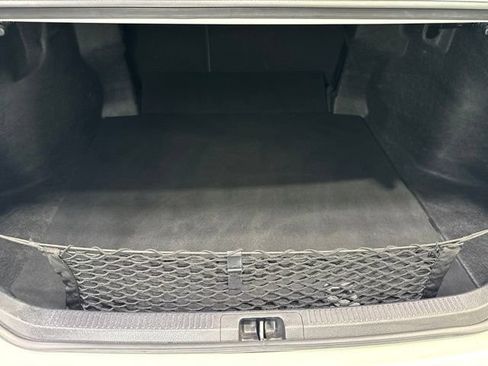 Used 2019 Toyota Camry SE FWD image 25