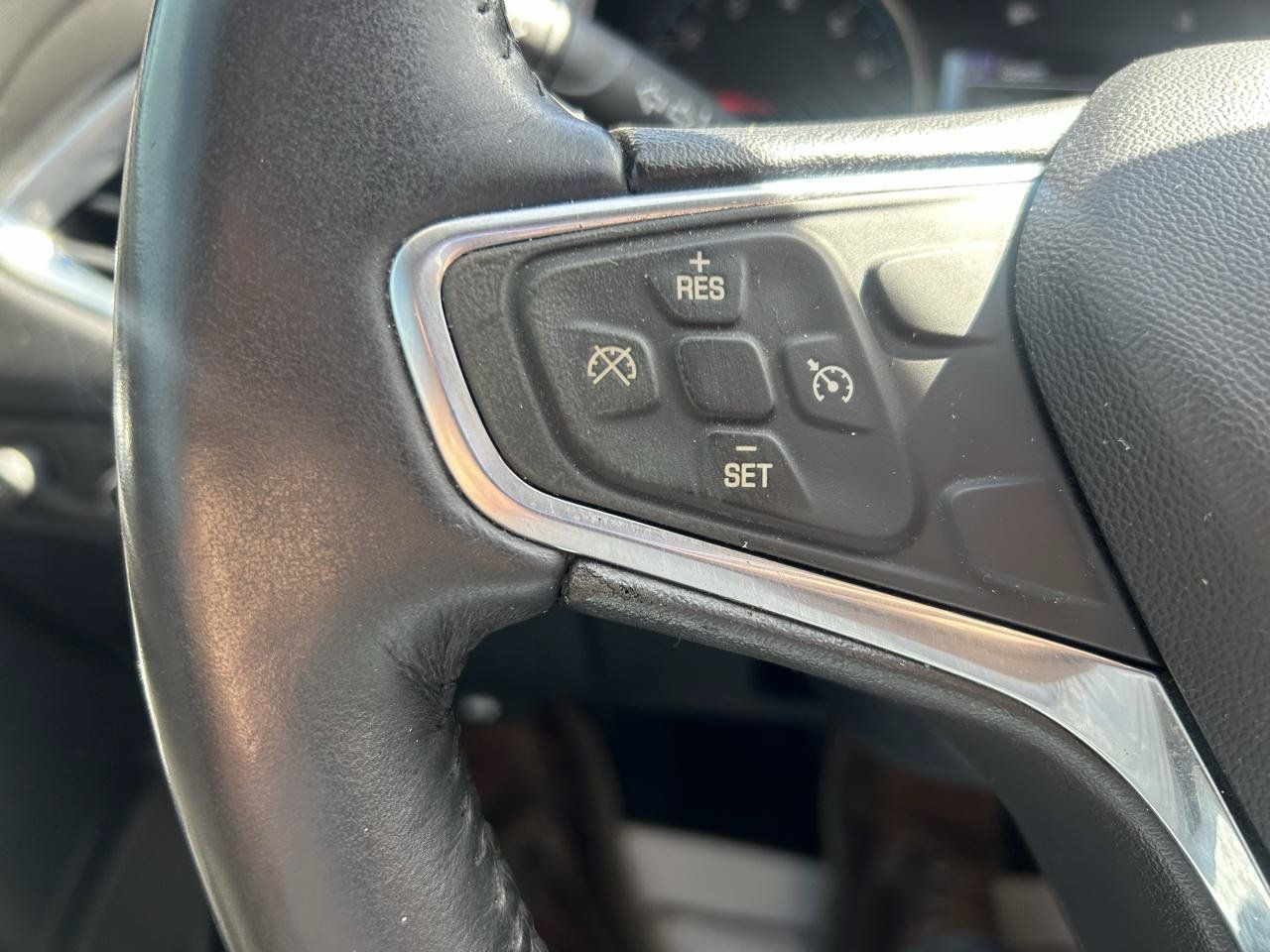 Used 2016 Chevrolet Malibu LT FWD image 18