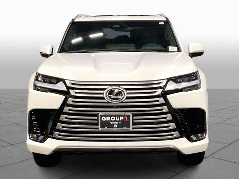 New 2026 Lexus LX 700h Luxury image 3