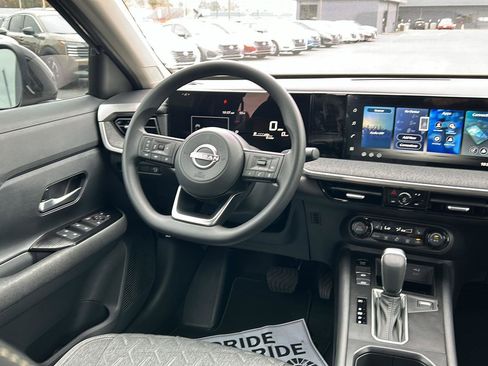 New 2026 Nissan Kicks SV w/ SV Premium Package image 17