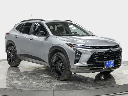 Used 2025 Chevrolet Trax ACTIV w/ Driver Confidence Package image 10