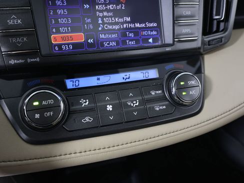 Used 2013 Toyota RAV4 XLE image 36