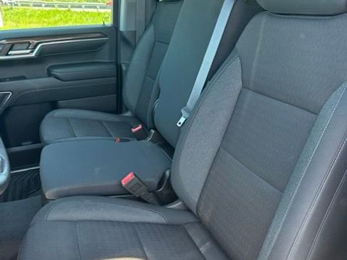 Used 2024 Chevrolet Silverado 1500 LT AWD/4WD image 34