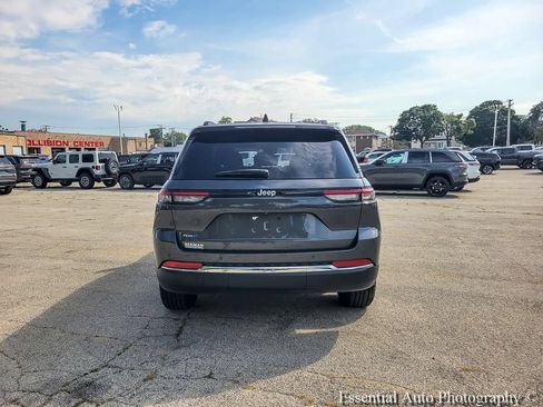 Used 2024 Jeep Grand Cherokee Limited 4xe AWD/4WD image 12