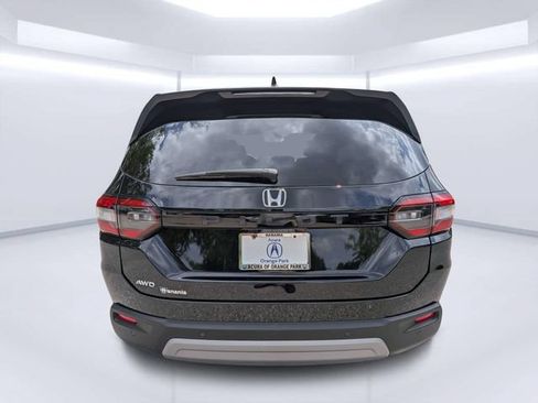 Used 2025 Honda Pilot EX-L image 4