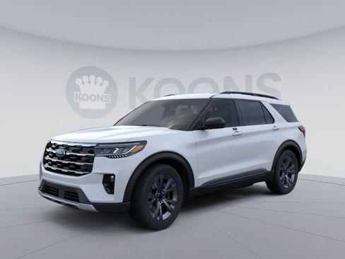 New 2026 Ford Explorer Active w/ Active Comfort Package image 1