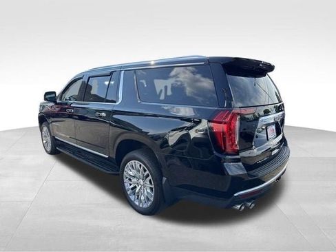 Used 2024 GMC Yukon XL Denali w/ Advanced Technology Package AWD/4WD image 11