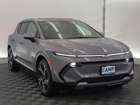 New 2026 Chevrolet Equinox EV LT image 8