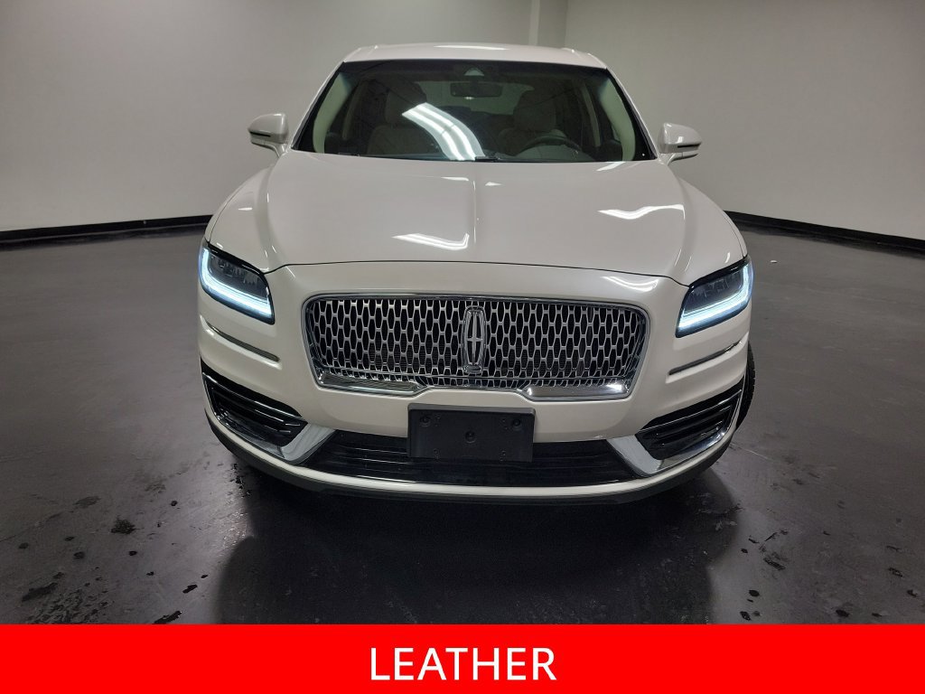 Used 2019 Lincoln Nautilus Select AWD/4WD image 3