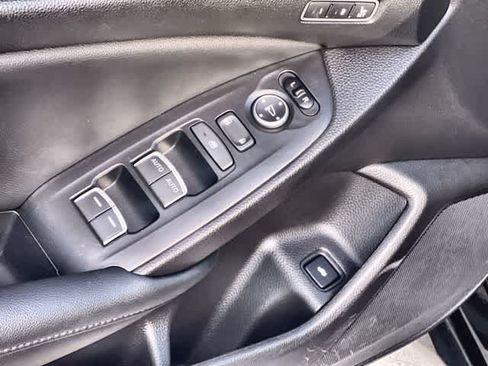 Used 2022 Honda Accord Touring image 30