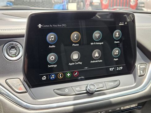Used 2024 Chevrolet Blazer LT w/ Midnight/Sport Edition FWD image 24