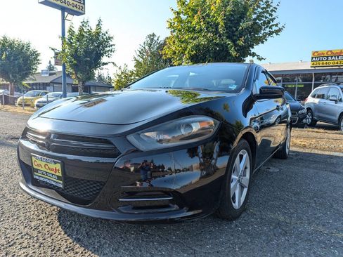 Used 2015 Dodge Dart SXT image 2