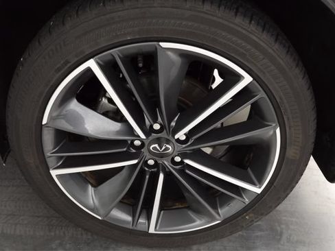 Used 2023 INFINITI QX50 Sport AWD/4WD image 9