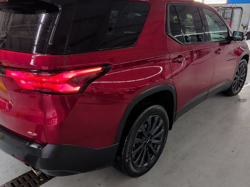 Used 2023 Chevrolet Traverse RS w/ LPO, Floor Liner Package AWD/4WD image 5