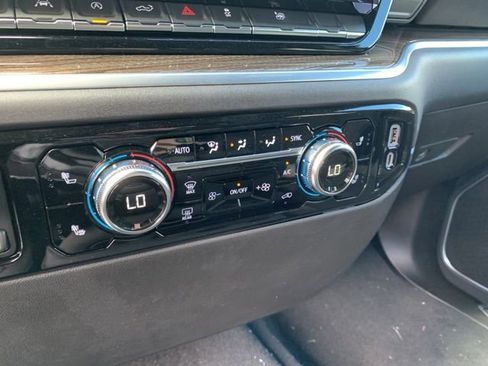 New 2026 GMC Sierra 1500 Elevation image 24