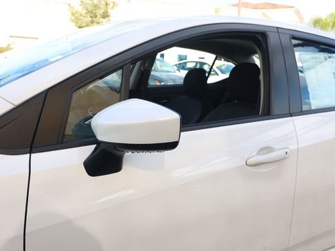 New 2025 Nissan Versa SV image 12