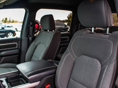 Used 2023 RAM 1500 Big Horn image 31
