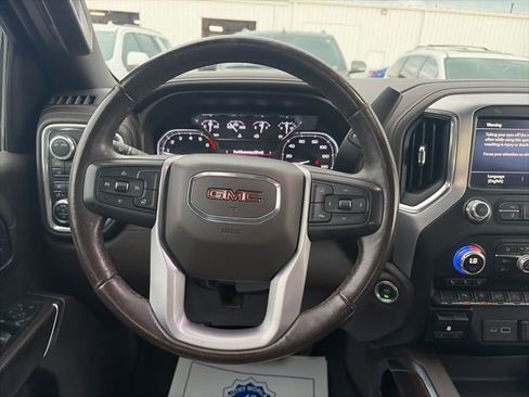 Used 2021 GMC Sierra 1500 SLT w/ SLT Premium Package AWD/4WD image 15