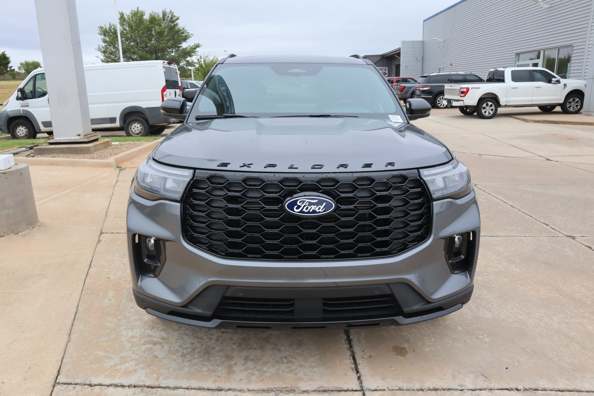 New 2027 Ford Explorer ST-Line w/ Premium Package AWD/4WD image 10