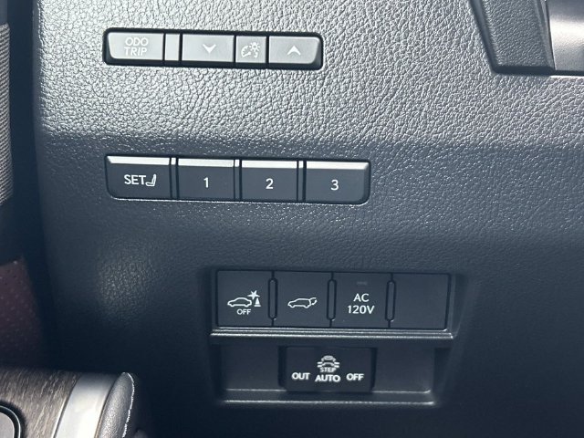 Used 2024 Lexus GX 550 w/ Accessory Package (Z1) AWD/4WD image 29