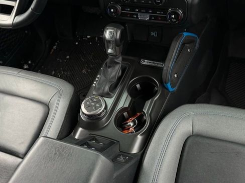 Used 2023 Ford Bronco Black Diamond image 24