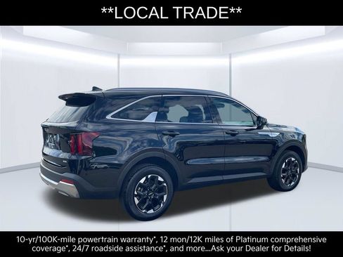 Certified 2025 Kia Sorento S w/ Panoramic Sunroof Package AWD/4WD image 6