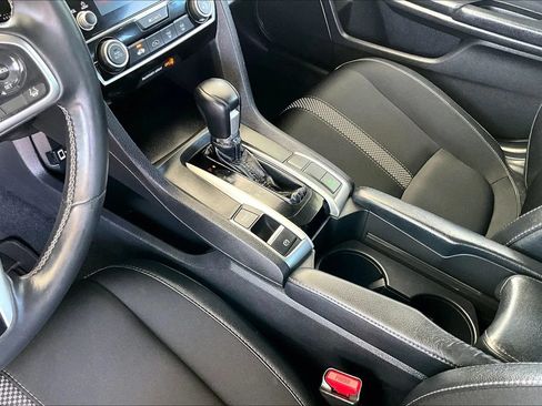 Used 2020 Honda Civic Sport image 15