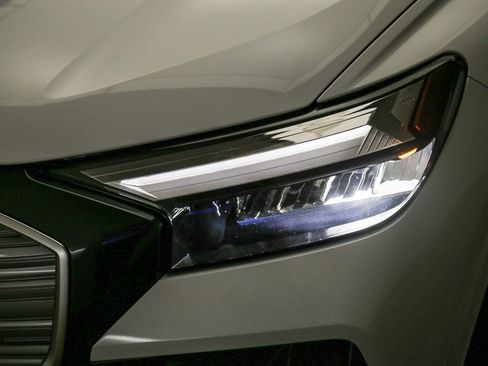 Certified 2023 Audi Q4 e-tron Premium Plus w/ Premium Plus RWD image 8