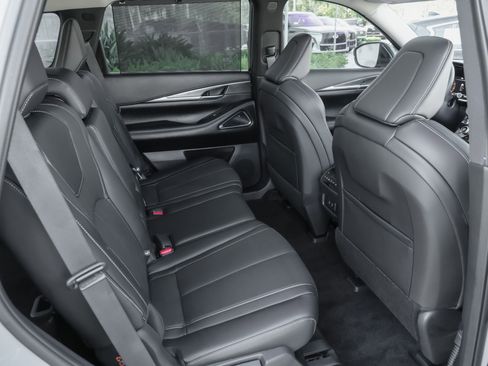 Certified 2026 INFINITI QX60 Luxe w/ Cargo Package FWD image 35