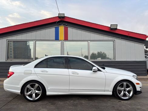 Used 2014 Mercedes-Benz C 250 Sedan image 5