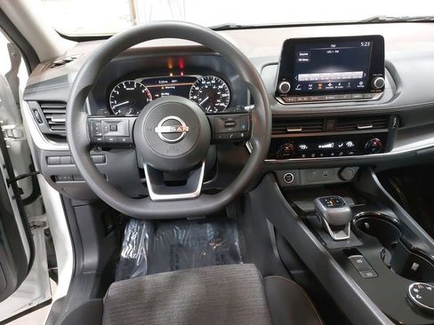 Certified 2023 Nissan Rogue SV image 15