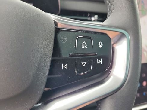 New 2025 Volvo EX90 Ultra image 23