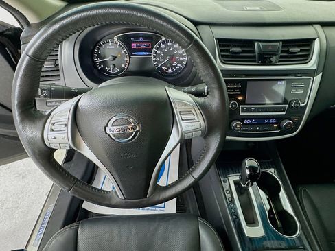Used 2016 Nissan Altima 2.5 SL FWD image 13