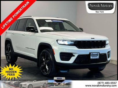 Used 2023 Jeep Grand Cherokee Altitude