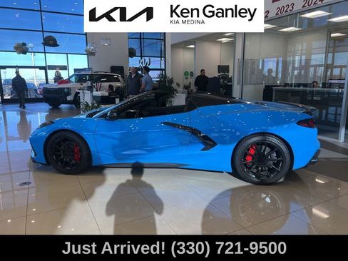 Used 2023 Chevrolet Corvette Stingray Preferred Conv w/ Stealth Interior Trim Package image 8