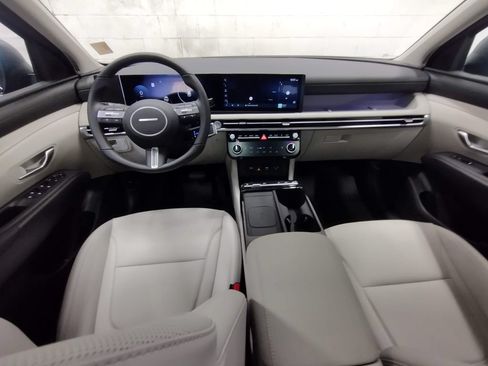 Used 2025 Hyundai Tucson SEL AWD/4WD image 39