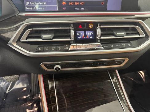 Used 2021 BMW X5 xDrive40i w/ Luxury Seating Package 2 image 16