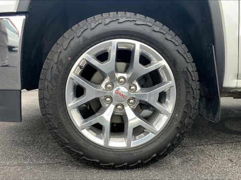 Used 2017 GMC Sierra 1500 SLT w/ SLT Premium Package image 8