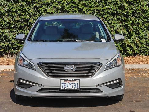 Used 2015 Hyundai Sonata Limited FWD image 2