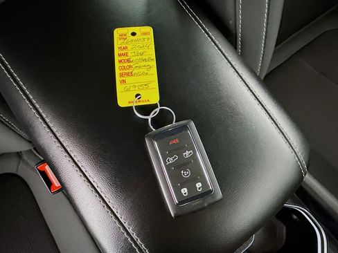 Used 2024 Jeep Grand Cherokee L Laredo image 36