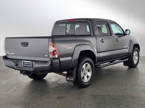 Used 2013 Toyota Tacoma 4x4 Double Cab w/ TRD Sport Pkg image 3