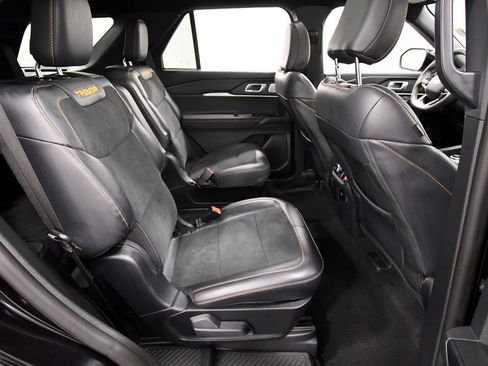Used 2026 Ford Explorer Tremor w/ Tremor Ultimate Package AWD/4WD image 18