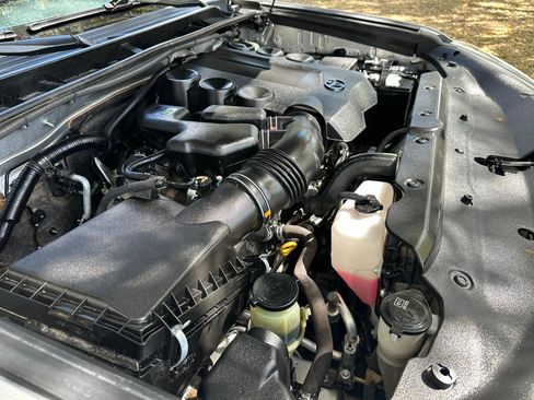 Used 2019 Toyota 4Runner SR5 image 46